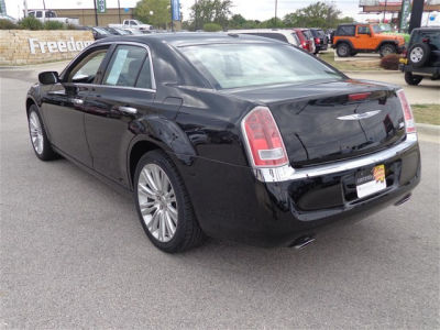 2011 Chrysler 300  Limited