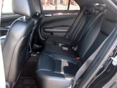 2012 Chrysler 300  Limited