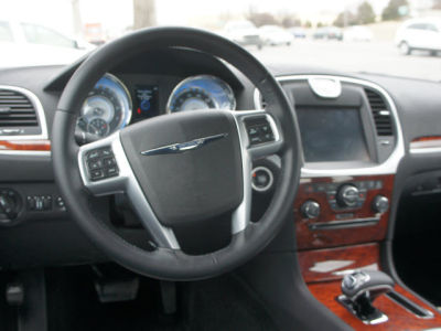 2012 Chrysler 300  Limited