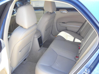 2011 Chrysler 300  Limited