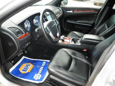 2012 Chrysler 300  Limited