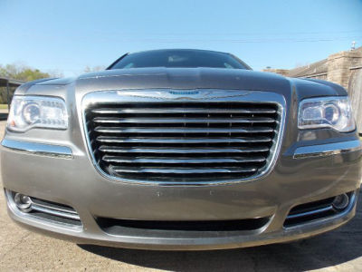 2012 Chrysler 300  Limited