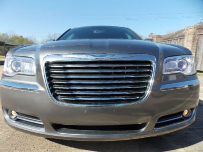 2012 Chrysler 300  Limited