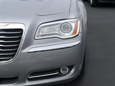2011 Chrysler 300  Limited