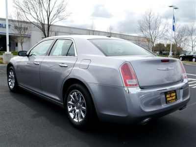 2011 Chrysler 300  Limited