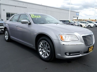 2011 Chrysler 300  Limited