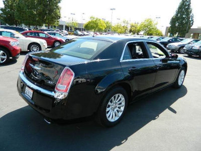 2013 Chrysler 300  Base