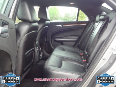 2012 Chrysler 300  Limited