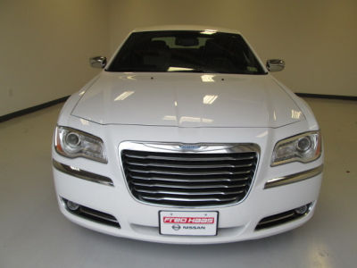 2012 Chrysler 300  Limited