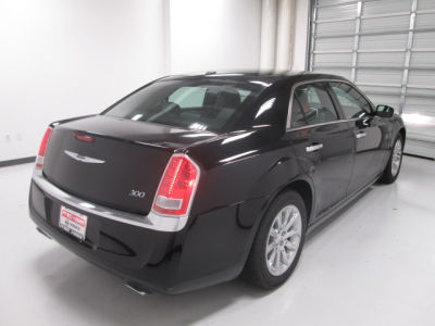 2012 Chrysler 300  Limited