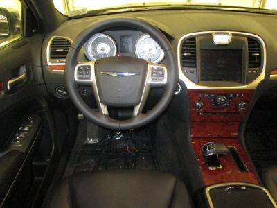 2012 Chrysler 300  Limited
