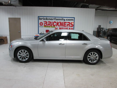2012 Chrysler 300  Limited