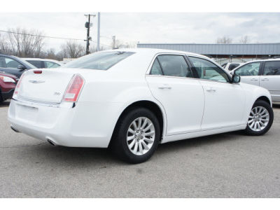 2013 Chrysler 300  Base
