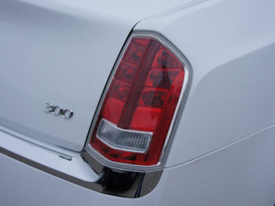 2012 Chrysler 300  Limited