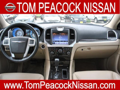 2011 Chrysler 300  Limited