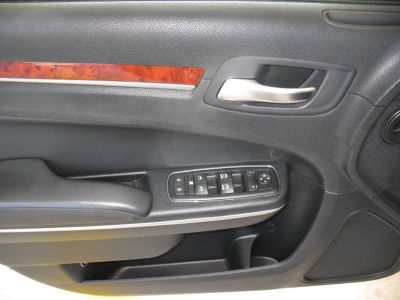 2012 Chrysler 300  Limited