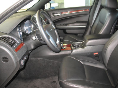 2012 Chrysler 300  Limited