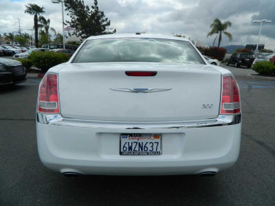 2013 Chrysler 300 Base