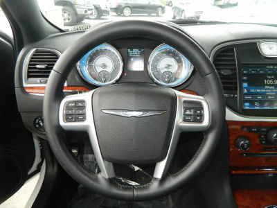 2013 Chrysler 300 Base