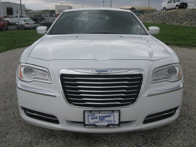 2013 Chrysler 300  Base