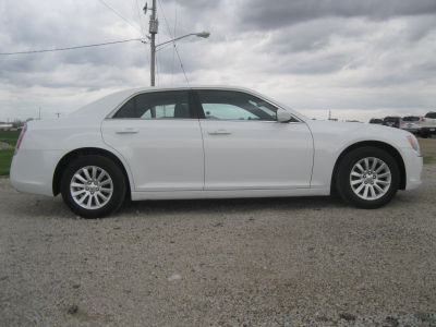 2013 Chrysler 300  Base