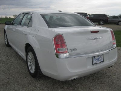 2013 Chrysler 300  Base