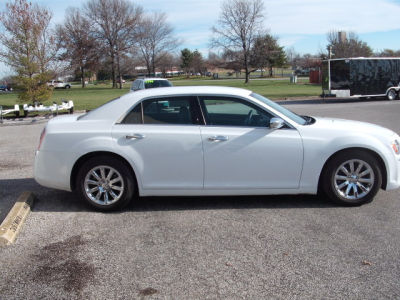 2012 Chrysler 300 Limited