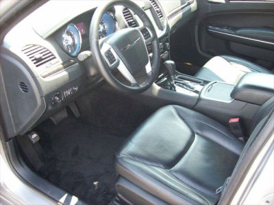 2011 Chrysler 300 Limited