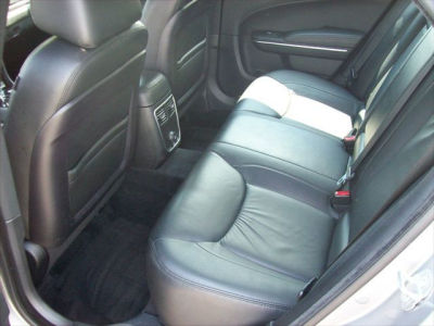 2011 Chrysler 300 Limited