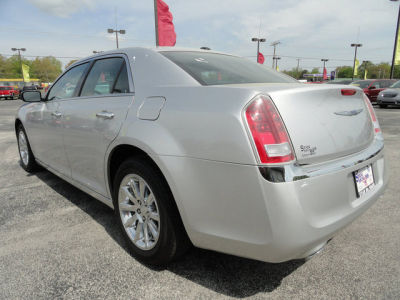 2012 Chrysler 300  Limited