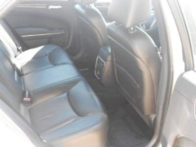 2012 Chrysler 300 Limited