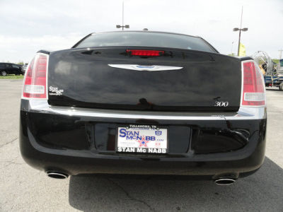 2012 Chrysler 300 Limited