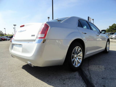 2012 Chrysler 300 Limited