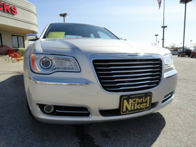 2012 Chrysler 300 Limited