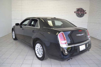 2013 Chrysler 300  Base