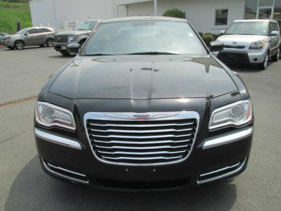 2013 Chrysler 300  Base