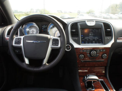 2012 Chrysler 300 Limited