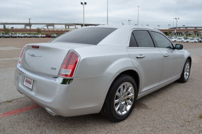 2012 Chrysler 300 Limited