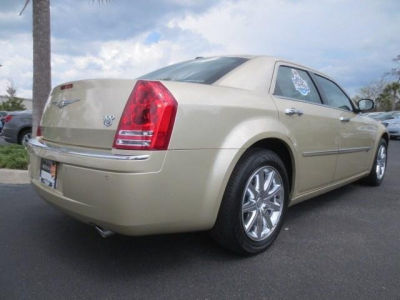 2010 Chrysler 300  C HEMI