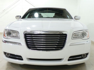2011 Chrysler 300  Limited