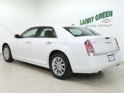 2011 Chrysler 300  Limited