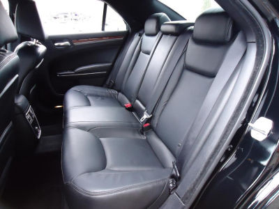 2012 Chrysler 300 Limited