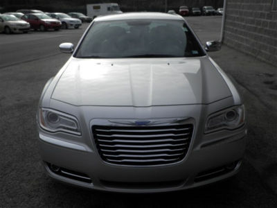 2012 Chrysler 300 Limited