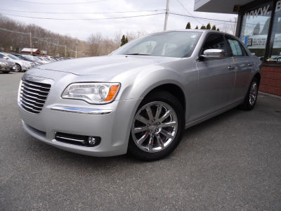 2012 Chrysler 300 Limited