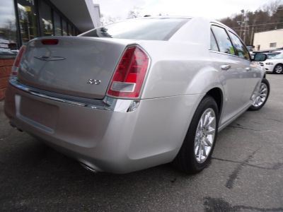 2012 Chrysler 300 Limited
