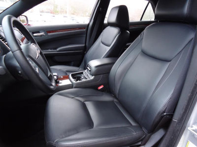 2012 Chrysler 300 Limited