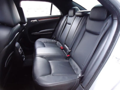 2012 Chrysler 300 Limited