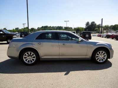 2011 Chrysler 300 Limited