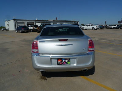 2012 Chrysler 300  Limited