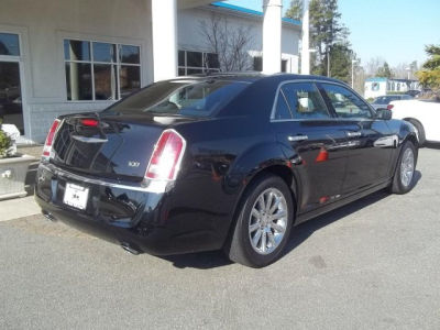 2012 Chrysler 300  Limited